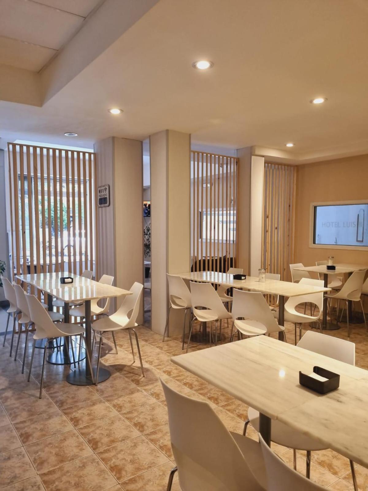 Hotel Luis III Mar del Plata Buitenkant foto